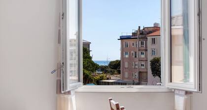 Appartement "Bilocale Mezzano in centro" avec vue sur la mer & A/C