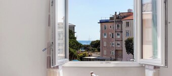 Apartment "Bilocale Mezzano in centro" with Sea View & A/C