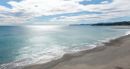 Apartment "Bilocale Corosu con 2 balconi" with Balcony & A/C