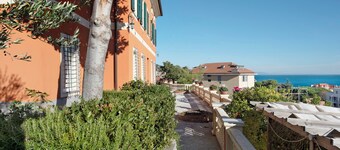 Vacation Apartment Trilocale in villa vista mare Apt 2 with Sea View