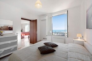 2 soveværelser, strygejern/strygebræt, sengetøj