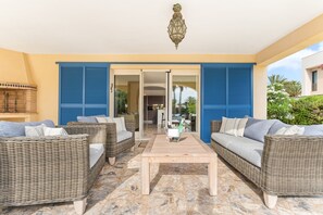 Terrace/patio - Villa 'Luxury  Next Beach Cabo Roig' with Private Pool, Wi-Fi and Air Conditioning (Orihuela Costa)