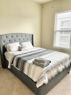 2 bedrooms, WiFi, bed sheets