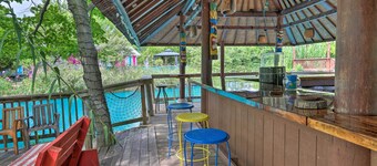 Middle Bass Condo w/ Balcony, Lake Erie Views