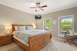 3 bedrooms, desk, iron/ironing board, free WiFi - Open Living, Fall Views, Hot Tub, Near Ski Slopes, Pet Friendly! (Beech Mountain)