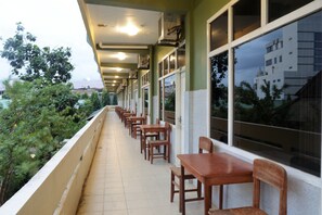 Familienzimmer, Nichtraucher, Gartenblick | Terrasse/Patio