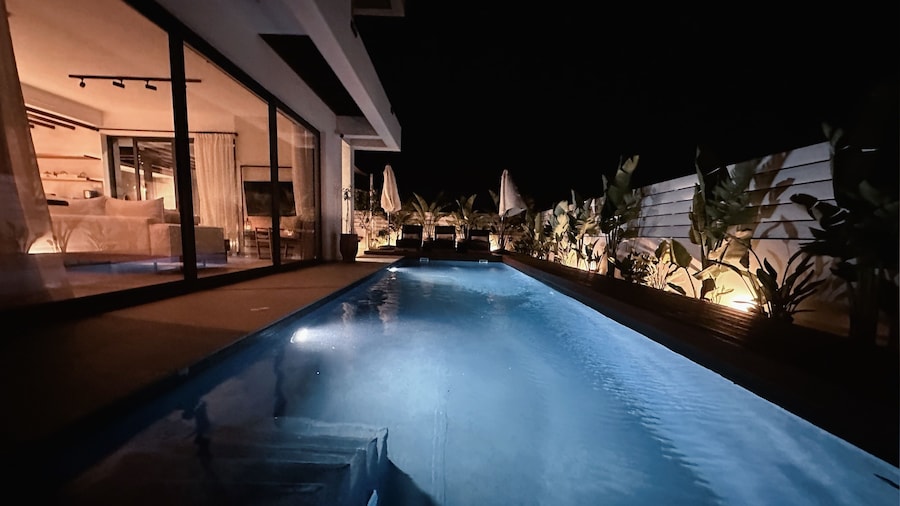 Lora Pearl Luxury Villa By Louis Hotels