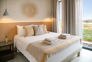 Villa | 3 bedrooms, in-room safe, soundproofing, iron/ironing board