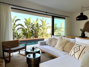 Living area - Lora Pearl Luxury Villa By Louis Hotels (Paralimni)