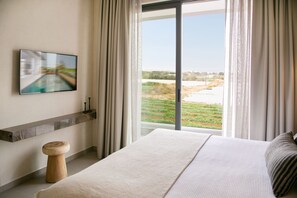 Villa | 3 bedrooms, in-room safe, soundproofing, iron/ironing board
