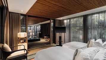 Villa (6 Bedrooms) | 6 bedrooms, free minibar items, in-room safe, individually decorated