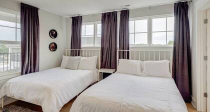 Gated Home close to Downtown Nashville and airport