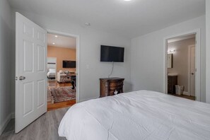 4 chambres, bureau, fer et planche à repasser, Wi-Fi gratuit