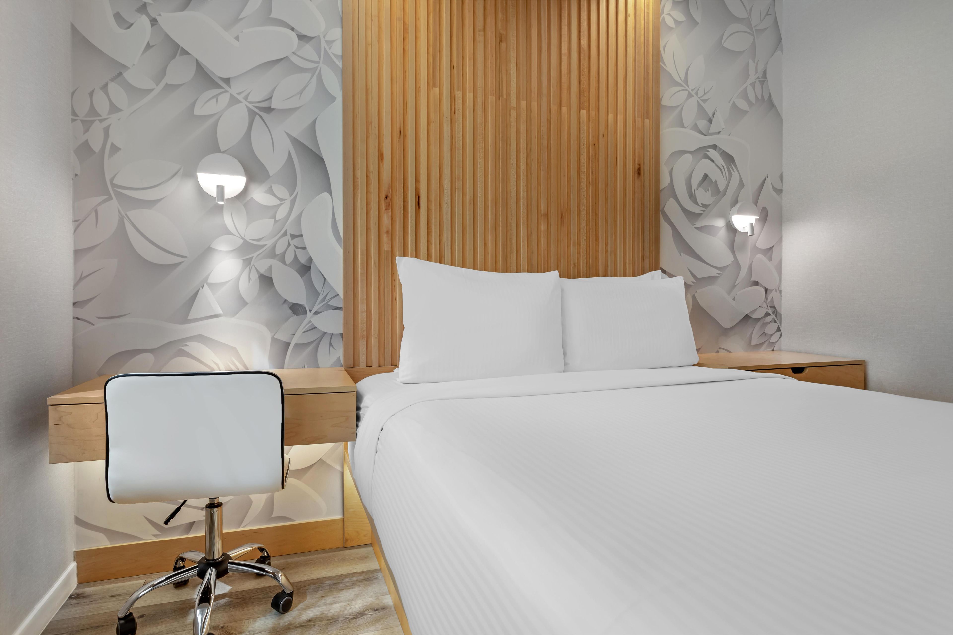 Photo - Best Western Plus Soho Hotel