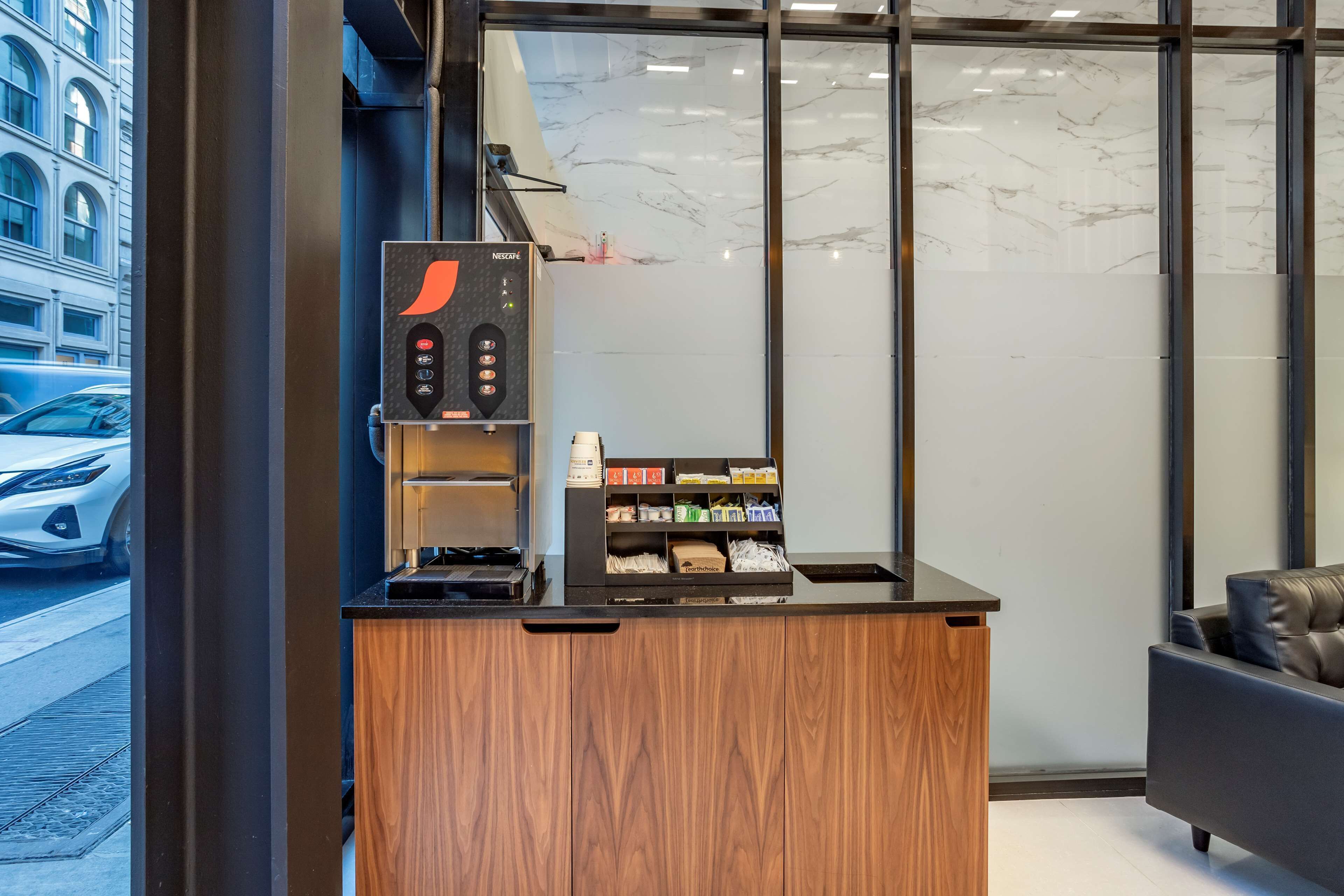 Photo - Best Western Plus Soho Hotel
