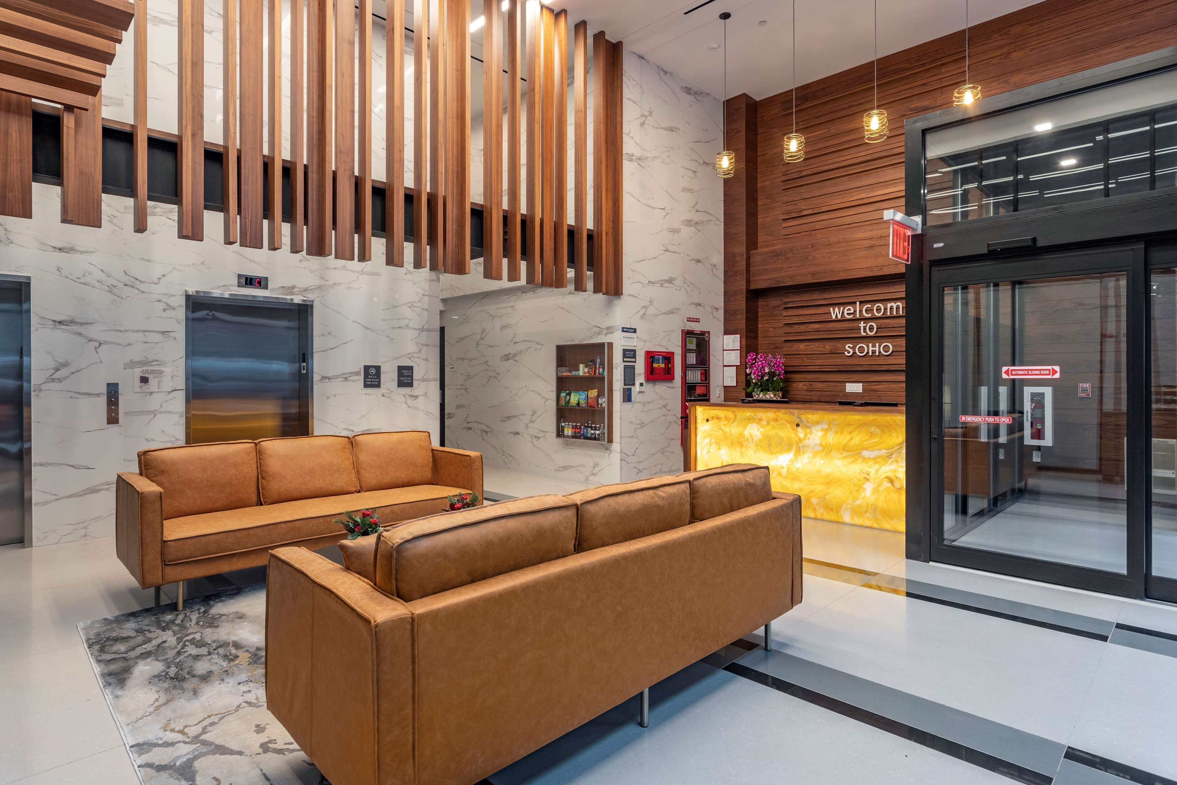 Photo - Best Western Plus Soho Hotel