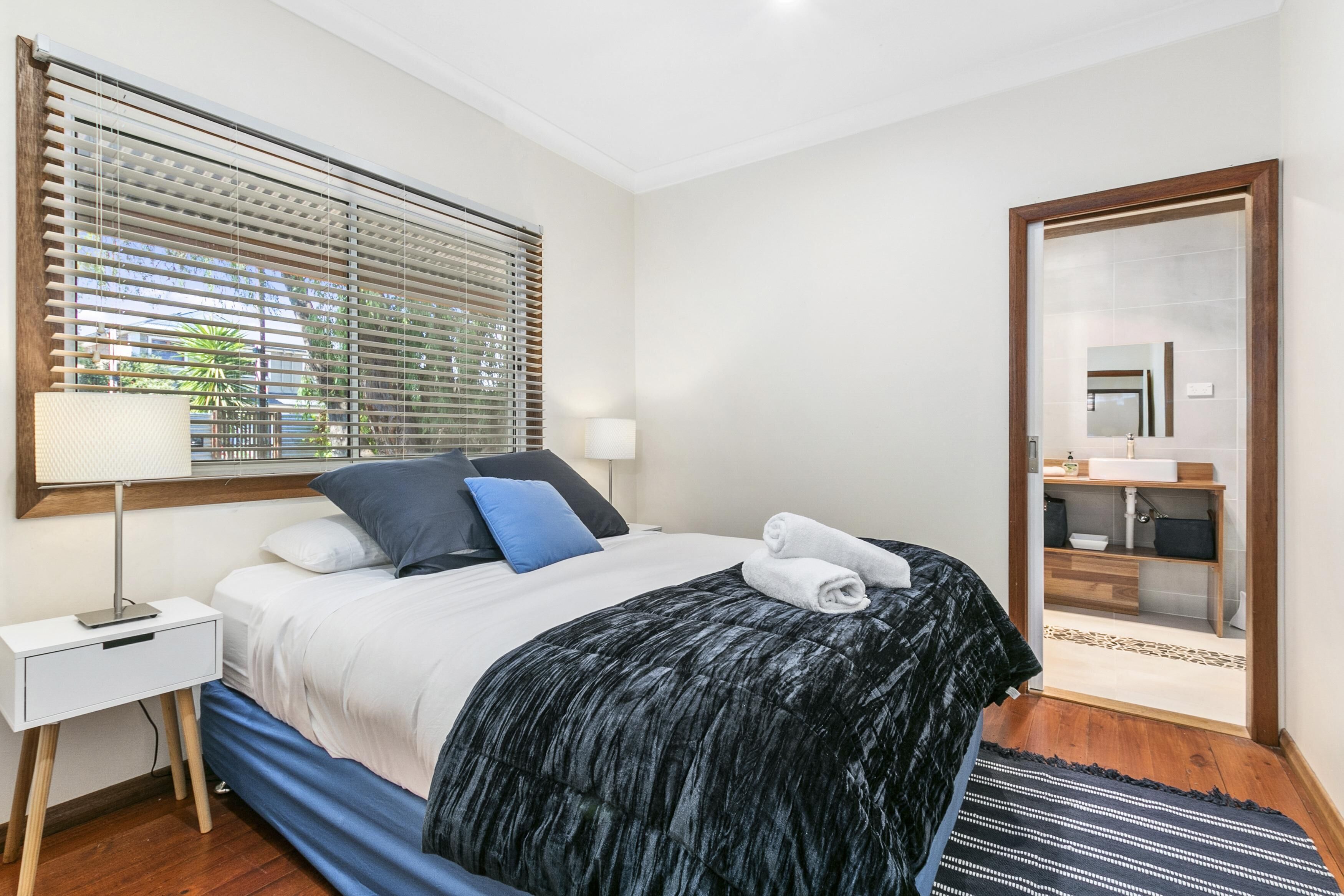 Coral Haven ~ Aldinga Beach - A little oasis ~ beautifully renovated mid-century beach shack — image 19