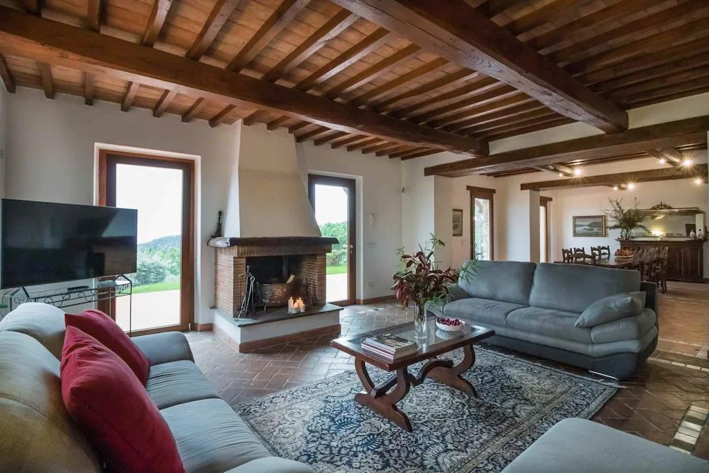 Smart TV, fireplace, table football, ping pong