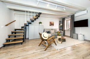 City Apartment, 1 Bedroom, Balcony | In-room safe, iron/ironing board, free WiFi