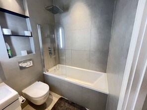 Apartment | Bathroom | Combined shower/tub, deep soaking tub