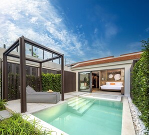Beachfront Pool Villa | Terrasse/Patio