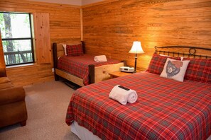 4 bedrooms, free WiFi, bed sheets