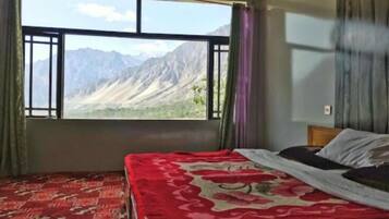 Standard Double or Twin Room | Blackout curtains, iron/ironing board, free WiFi, bed sheets