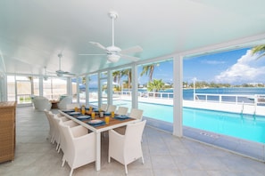 Outdoor dining
