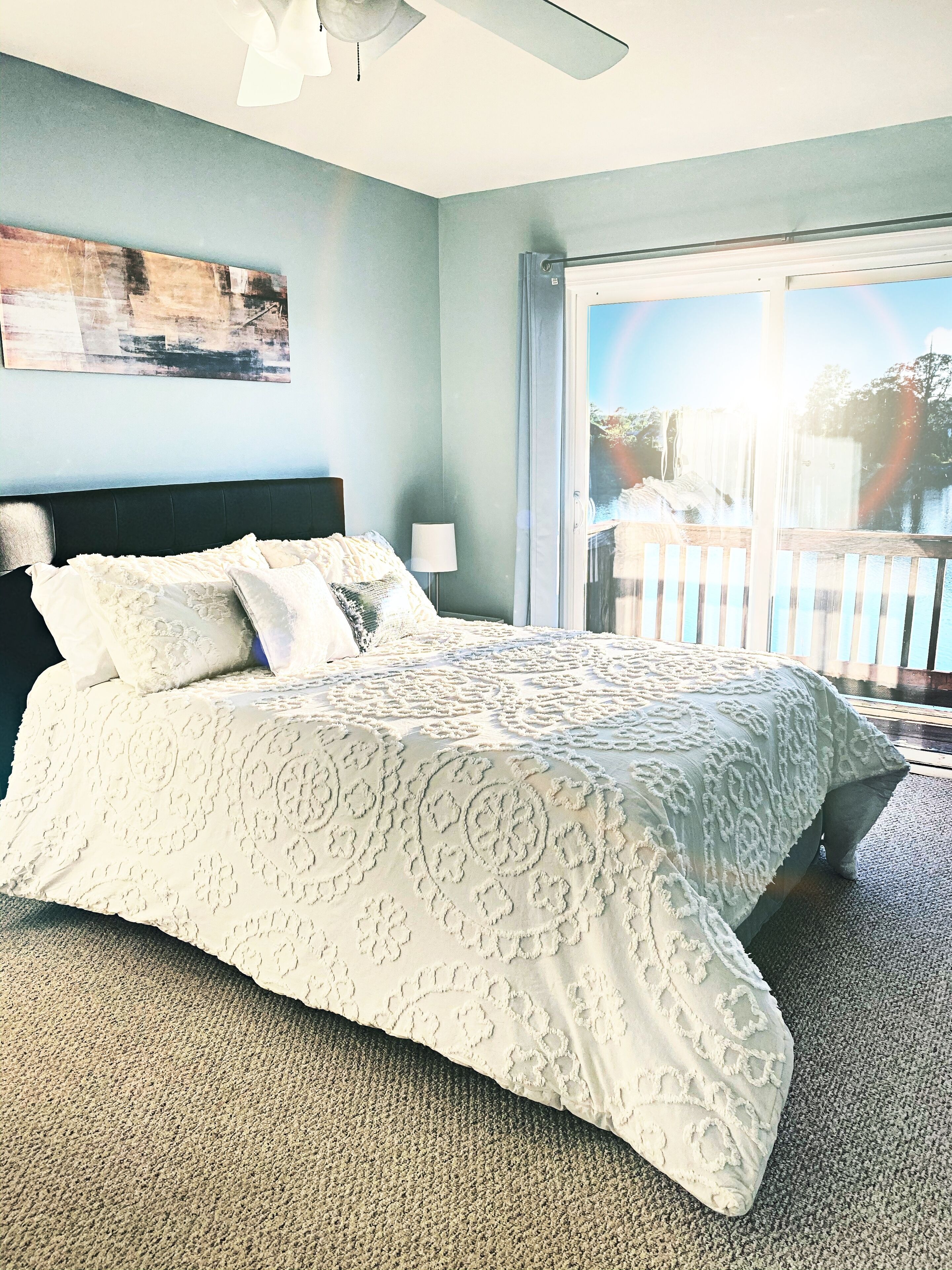 4 多间卧室、办公桌、熨斗/熨衣板、免费 WiFi