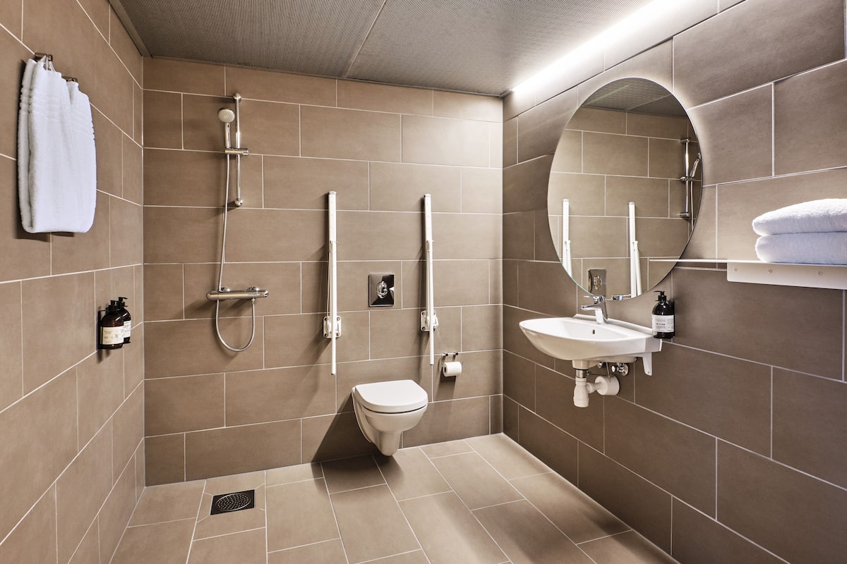 accessible bathroom