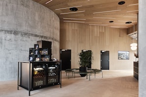 Snack bar