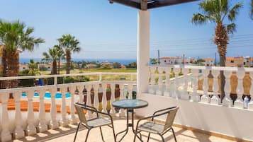 Villa | 3 bedrooms, WiFi