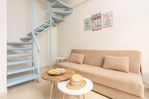 House | 2 bedrooms, WiFi - Flora Maisonettes 1 Walk to Beach A C Wifi Car Not Required (Paxos)