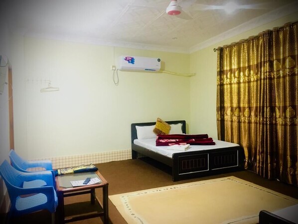 디럭스 더블룸 | 무료 WiFi, 침대 시트