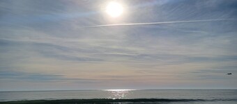 Private beach access! 2 Bedroom, 2 Full Bath Cottage with many amenities! 