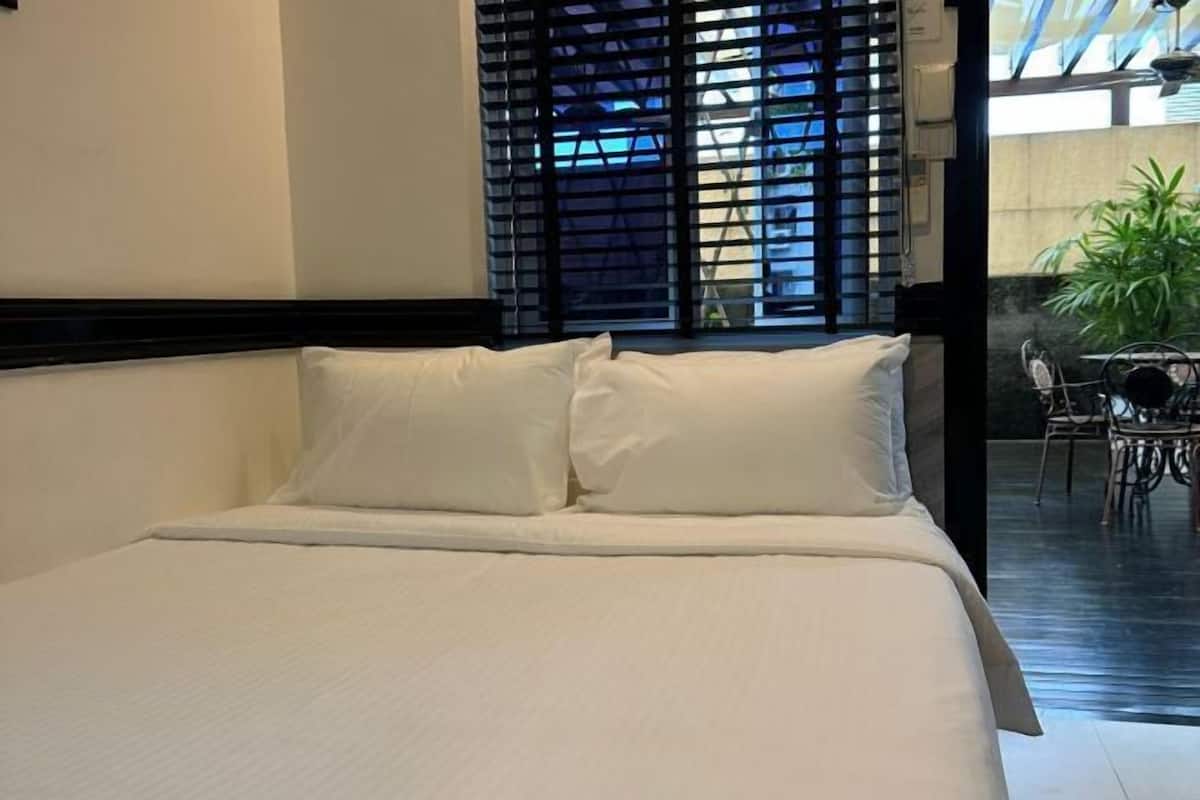 Wifi gratis y ropa de cama