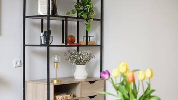 Apartment | Living area | Flat-screen TV