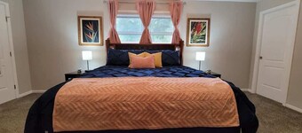 *The Comfy King Ranch*King Bed Suite*Fast Wi-Fi