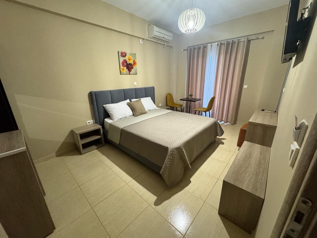 Chambre Économique, 1 lit double ou 2 lits jumeaux | Draps fournis