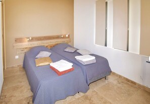 4 Schlafzimmer, Bügeleisen/Bügelbrett, Reisekinderbett, kostenloses WLAN