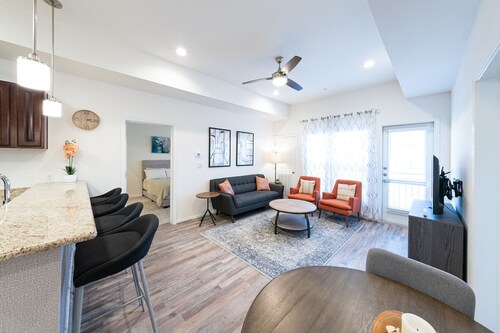 1O | Charm in Katy Asian Town & Marketplace