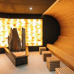 Couples treatment rooms, sauna, hot tub, steam room, body treatments