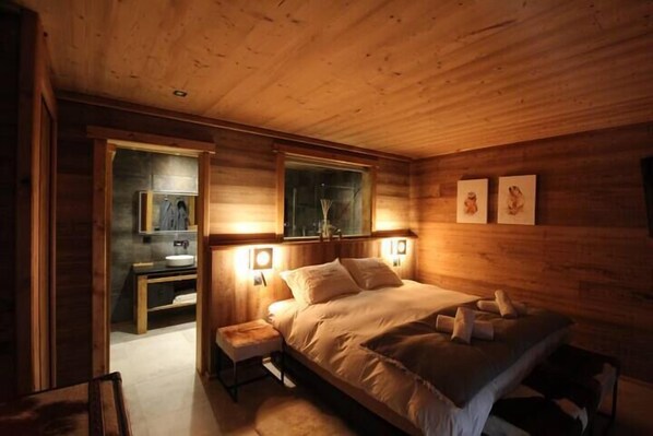 Room - Chalet L'Ecrin, Luxury in Font-Romeu (Font-Romeu-Odeillo-Via)