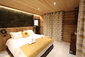 6 Schlafzimmer, Bügeleisen/Bügelbrett, Internetzugang, Bettwäsche