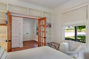 4 habitaciones, tabla de planchar con plancha y wifi gratis