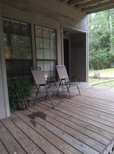 Percy Quinn  Vacation Rental B