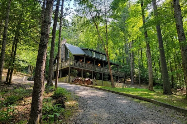 Loved the space & privacy! It’s a bit far out, but the seclusion was a blessing