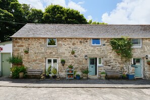Exterior - River Cottage, Chypons Farm, rural St Ives (Penzance)