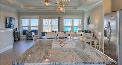 Shell Yeah! Amazing Updates, Ocean/Bay Views, Hot Tub, Elevator, Community Pool