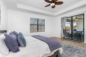 4 habitaciones, escritorio, tabla de planchar con plancha y wifi gratis 